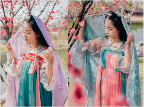 changan-moon: traditional chinese hanfu by 彩云间汉服. photo by 夏弃疾_. This collection features waist-high