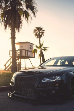 azearr:  Audi A4 | Source | Azearr