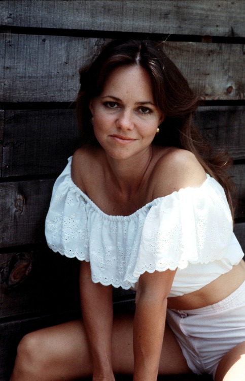 grapnel: Happy Birthday, Sally Field - born November 6, 1946.
