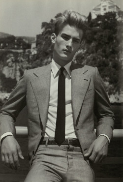 Teenagedirtstache:abito Principe Di Galles E Camicia Bianca Di Cotone, Tom Ford Pour