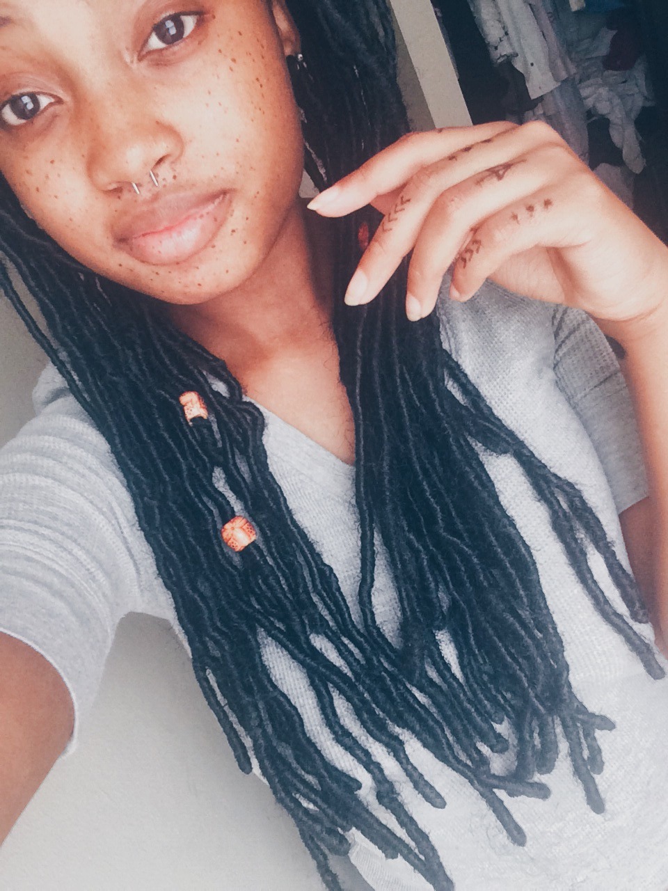 obeykingafrica:  Don’t sleep on my selfies … I’m too cute for that