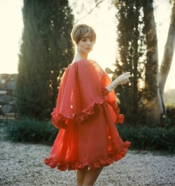 the60sbazaar:  Elsa Martinelli in Dior (ph.