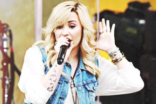 Everything that kills me makes me feel alive.