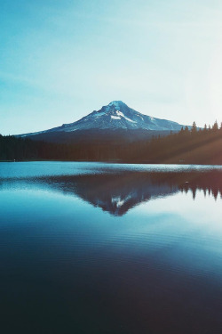 Lsleofskye:  Trillium Lake Mt. Hood Nf