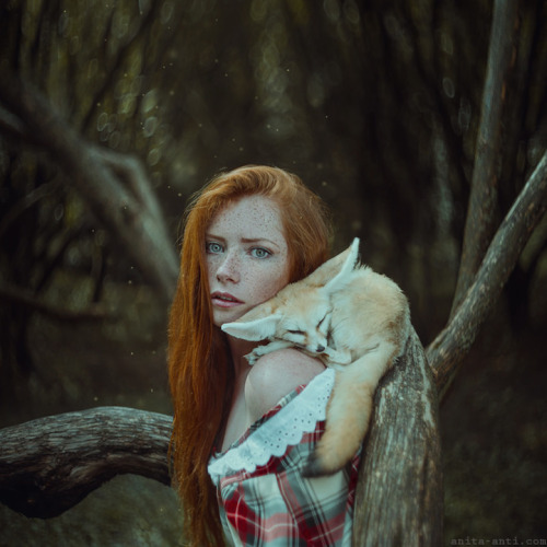 jedavu:Enchanting Fairytale-Inspired Photos by Anita Anti