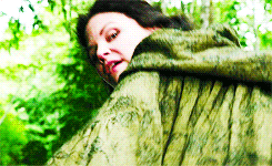 mitchellfowler:  make me choose: onceuponahookedswan asked: mary margaret or snow
