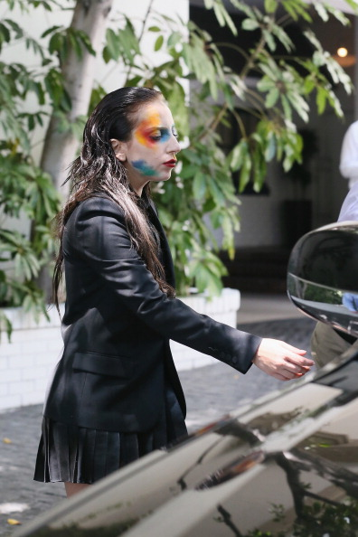 ladyxgaga:  Better photos of Gaga in Los Angeles today. 
