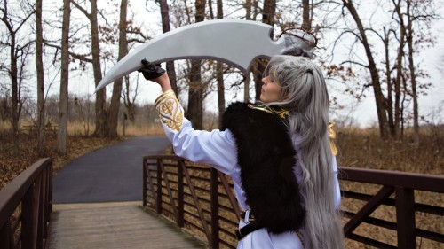 Over winter I tried to take some photos of my Yume100 Undertaker from Black Butler cosplay. However,