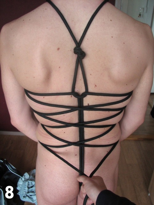 g-spot-licker:  scoutpupp:  gayboykink:  the-kinky-bf:  Rope tutorial #1:For this harness, use a rope that is +/- 12-15 meters. 1. Find the middle of the rope and tie two knots from there on: get a small loop at the end and the space between the two knots