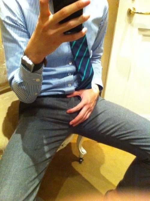 http://gaykoreandude.tumblr.com/post/109166780428