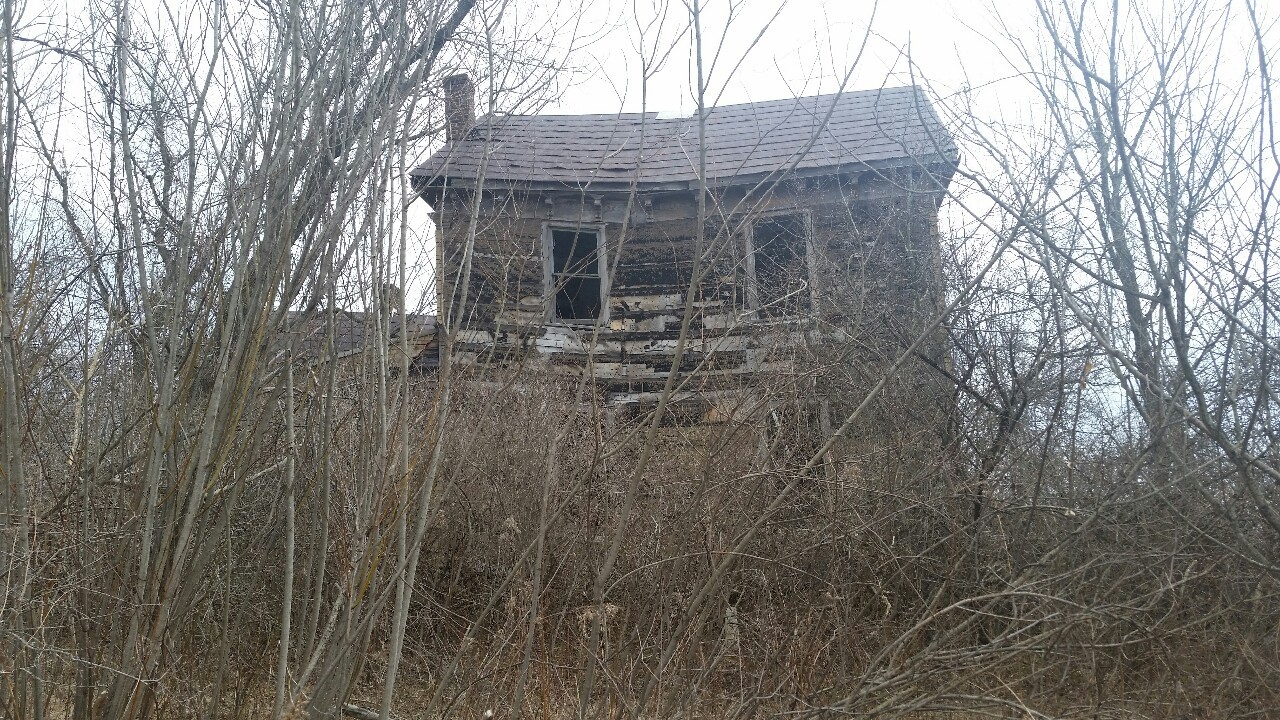 Here&rsquo;s another view where it looks like the house is scowling at me!