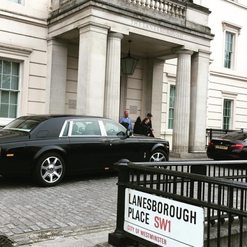 lawrenceowens:#hotel #luxuryhotel #lanesborough #thelanesborough #london #londonhotel you’d be