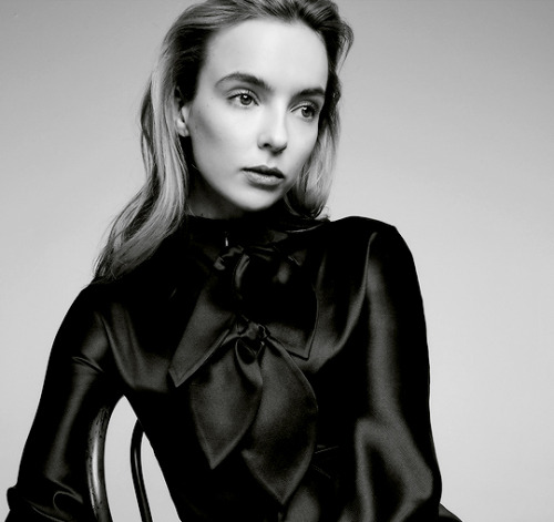 buskerlenny: Jodie Comer photographed by Eric Hobbs  “Villanelle is not self-conscious at all; she doesn’t care. At first,  because I’m quite a self-conscious person, I’d have to totally be rid of  that. The more it went on, the more I went with