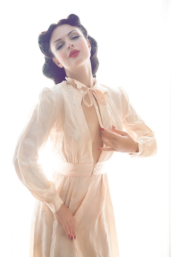 alternative-pinup:  Alternative Pin UpPin Up Twitter