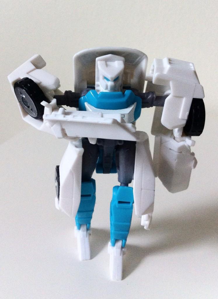 thistlebot:   “Vvvwwoooshh!”  “Pew pew pew!”  “Haha! Now I, Starscream,