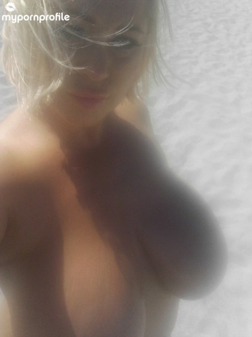 samantha38g:  #nude beach 