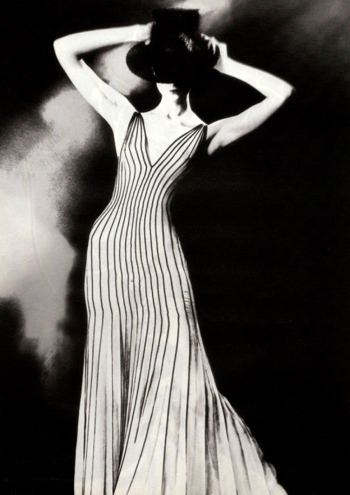 apeot:  Lillian Bassman Vogue Germany, December 1998