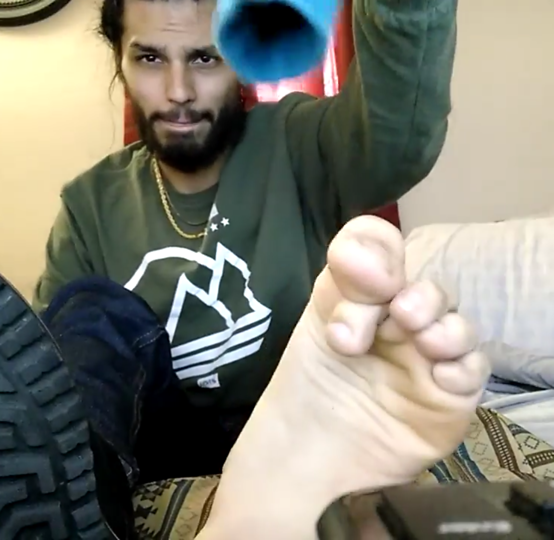 Male Feet Central