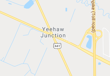 vsantangelos: notsweettea:  profmeowmers: i’ve found it, the promised land     i can’t tell y’all how many times i’ve driven down this road lmfao florida native represent 