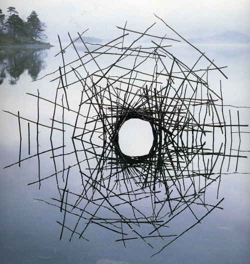 landscape-photo-graphy:  Artist’s Temporary Decaying Art Brings Enchantment To The Forest British sculptor Andy Goldsworthy is known for his phenomenal and temporary, installations which involve using natural elements, ranging from sticks, stones,