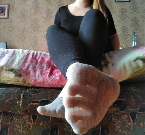 ilovestinkyfeet:  Sniff….sniff!!!!