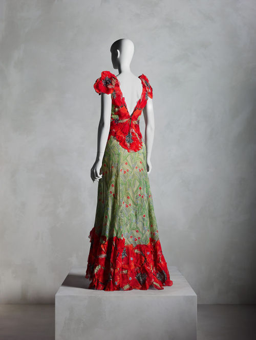 Paquin evening dress, summer 1937From the Metropolitan Museum of Art