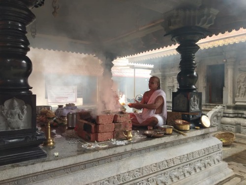 Fire ritual, Undaru Shri Vishnumoorthy Temple, Karnataka