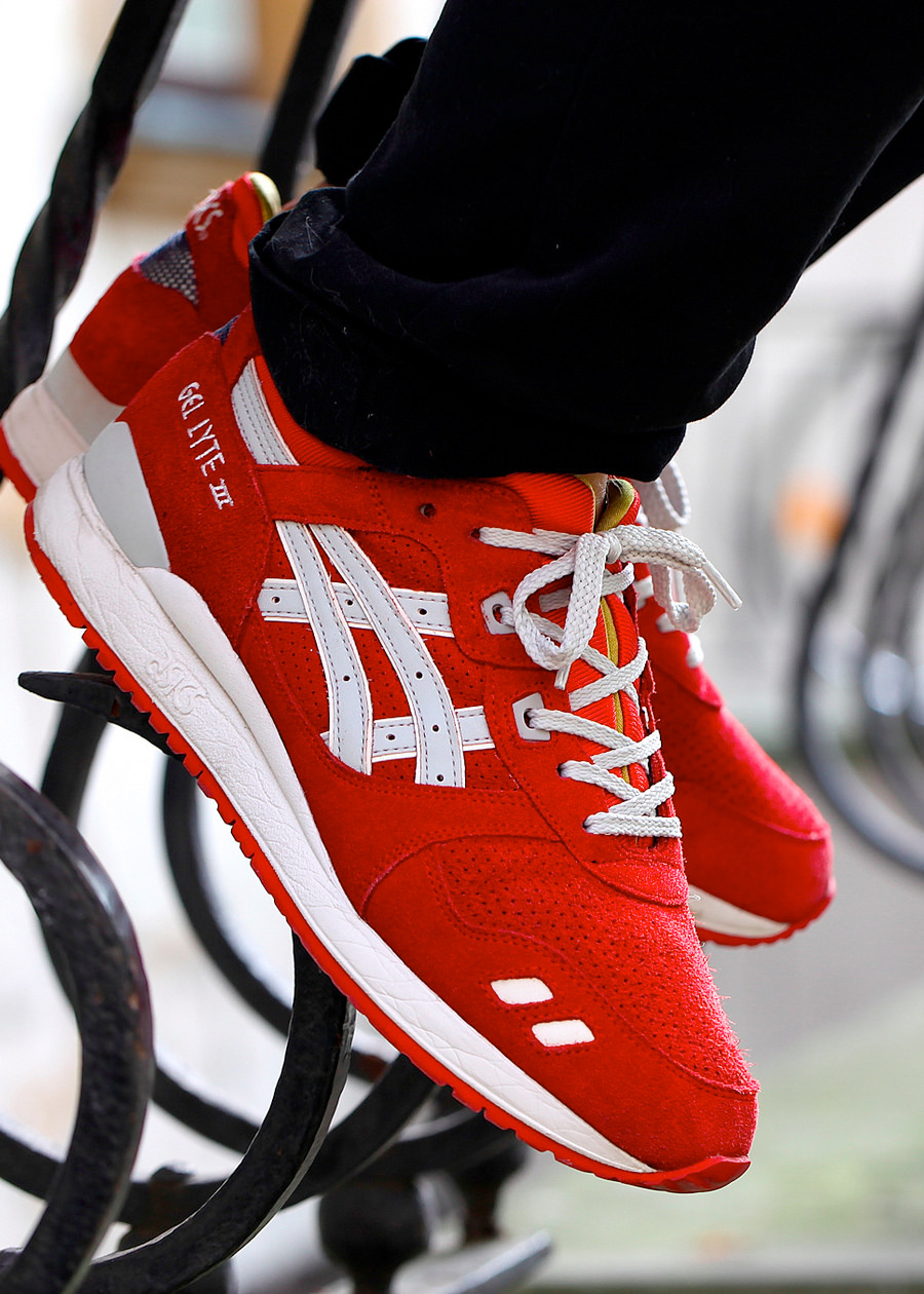 asics gel lyte iii santa