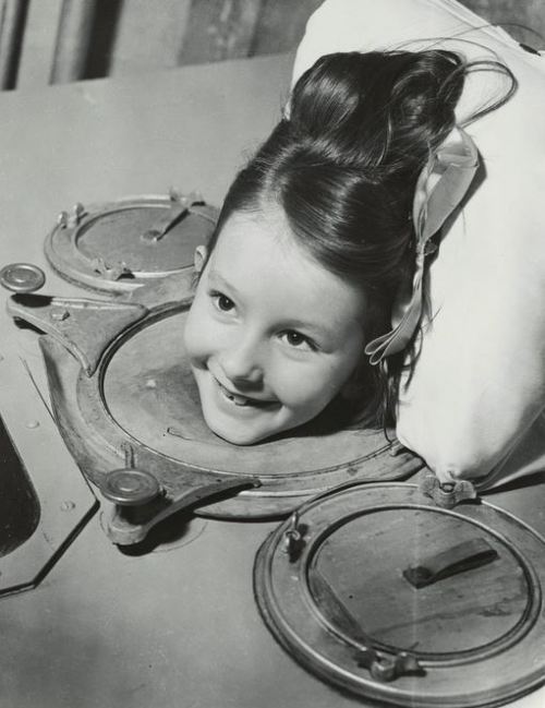  Hansel Mieth  Iron Lung Girl, 1938 
