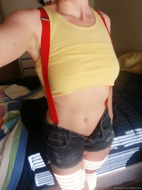 hentailoveee:  fuckingnsfwblog:  nudeamateurs:  I’m a big fan of pokemon and of Misty 