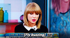 littlewonderlamb: &ldquo;I do a lot of creepy, weird things when I’m on tv
