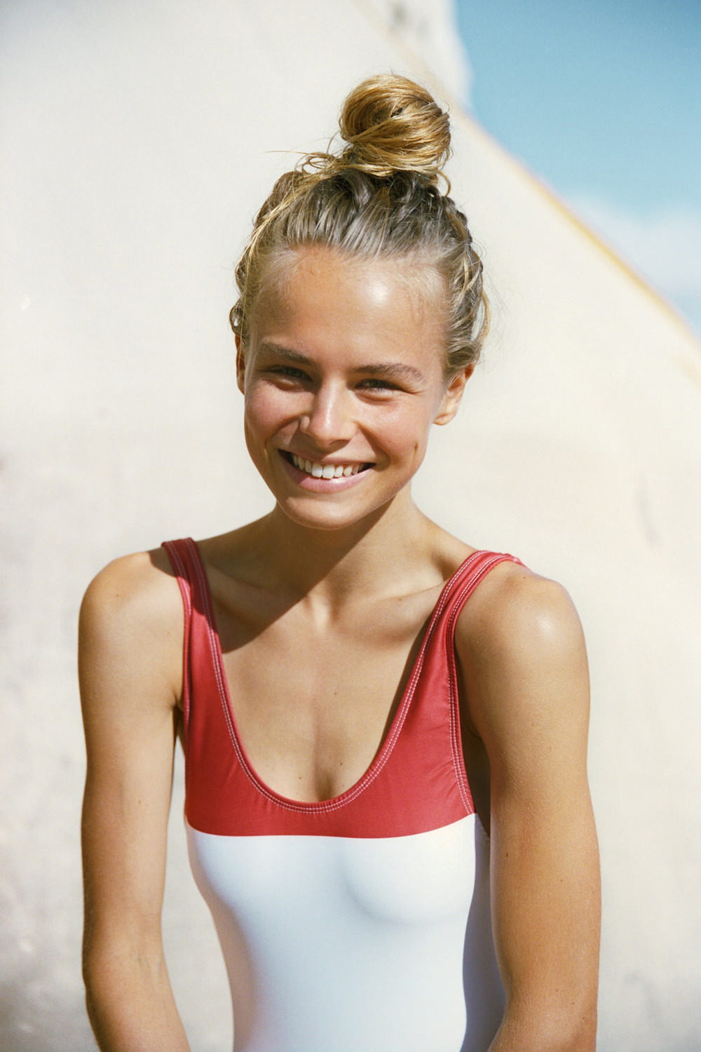 young-women-ladies:  Annekee Molenaar 