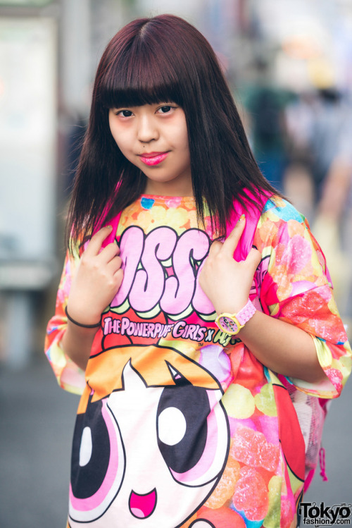 19-year-old Sakichas on the street in Harajuku wearing an oversized PowerPuff Girls x ACDC Rag t-shi