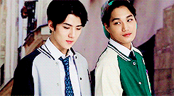 sirkimkai:    I like you.  I love you. In the future, let’s give each other strength