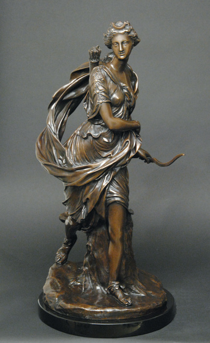 statuemania:Diana the Huntress (reproduction)by Guillaume Coustou the Younger (1716-1777)