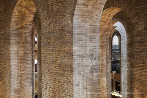 Biblioteca ‘Dipòsit de les Aigües’, Barcelona