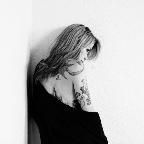 krystakaos:  Leave me be x @saliminima x Krysta Kaos 