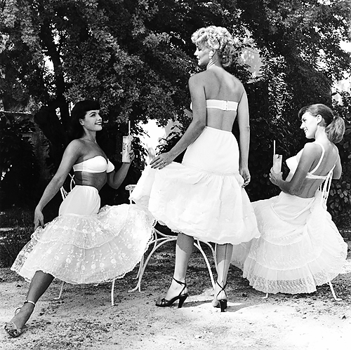 vintagegal:  Bettie Page, Kathleen Stanley, and Bunny Yeager posing for a petticoat fashion line. Bunny shot this using a self timer c. 1950s 