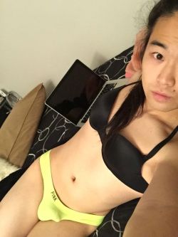 sabrinaoki:  Cuddle?