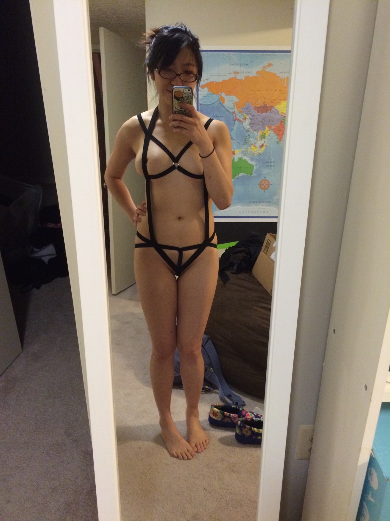 sekushipaichi: sekushipaichi: Modeling the Marla harness from Happyendingscum’s