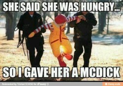 bdmcgee22:  iam-theonly:  She was starvin  Gotta love that ‘special sauce’! 