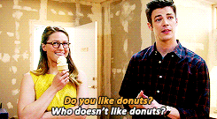 stydiaislove:“I’m gonna miss you, Barry Allen.”“I’m really gonna miss you too, Kara Danvers.”