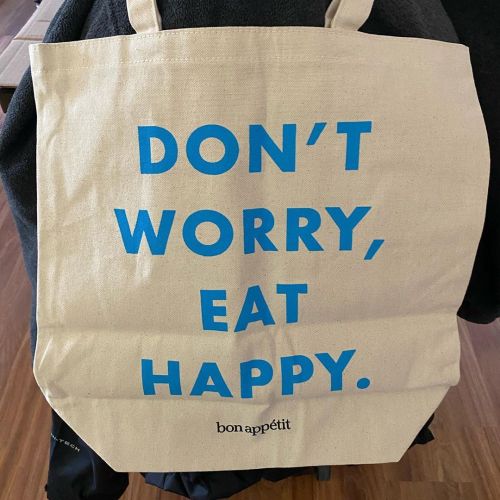 When your free gift with purchase finally arrives&hellip; @bonappetitmag #goodadvice (at Appleto