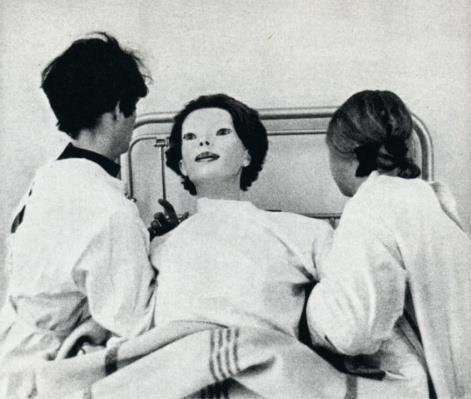 tits-mc-gee:  bowiesclockworkorange:   In June of 1972, a woman appeared in Cedar Senai hospitalin nothing but a white, blood-covered gown. Now this, in itself, should not be too surprising as people often have accidents nearby and come to the nearest