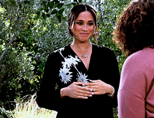 sussexblr:Meghan looking like the proudest mum when Oprah squealed, “You really are having a baby!”