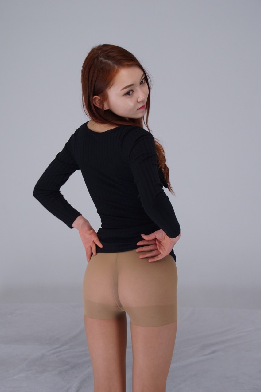koreanamateurpages:  [Korean Amateur] Da-HyunFor more pics please visit http://koreanamateurpages.tumblr.com