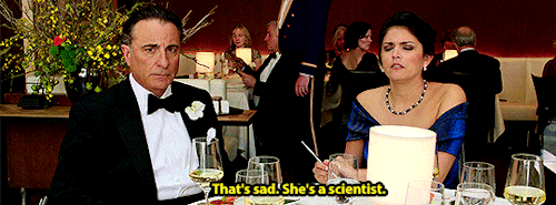 holdingontoyoufordearlife:Ghostbusters (2016)