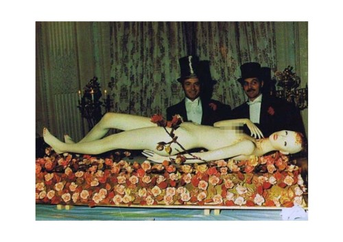 itsjaymeejaymee: The Rothschild’s Surrealist Ball, 1972via AnotherMag