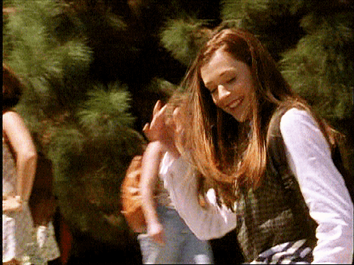 the-do-that-girl:Buffy the Vampire Slayer (First view  Slayer, Scoobies,’n Watcher) Welcome to the H