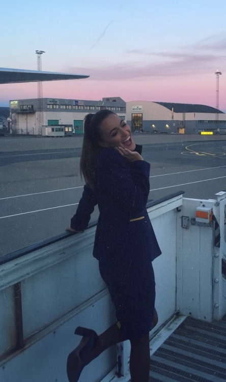 winged-perfection:  Carla - sexy hosty from Ryanair